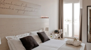 Camera superior matrimoniale con balcone