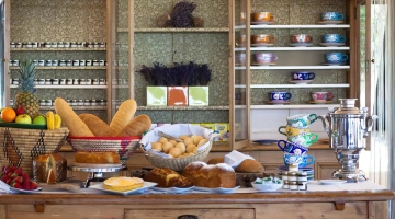 buffet de petit-déjeuner continental