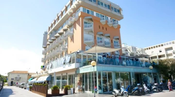 City Hotel