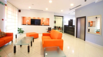 Structure équipée d'un ascenseur