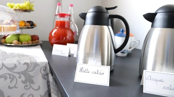 Boissons chaudes et froides pour le petit-déjeuner