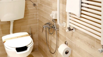 Salle de bains adaptée aux personnes handicapées