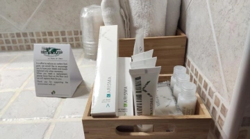 Ensemble de courtoisie offert