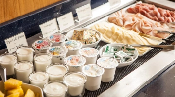 Frische Produkte am Frühstücksbuffet