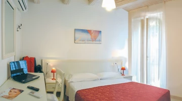 La Torre Camere