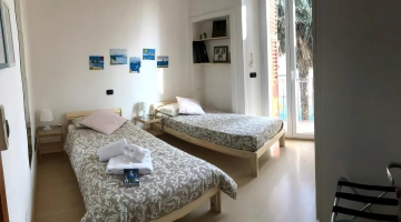 Camera doppia con letti singoli