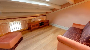 Mezzanin-Wohnbereich in der Ottocento-Suite