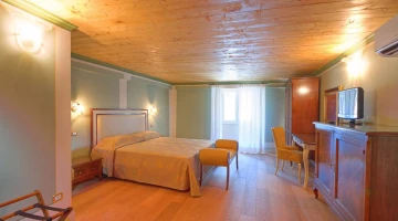 Provenzalische Junior Suite
