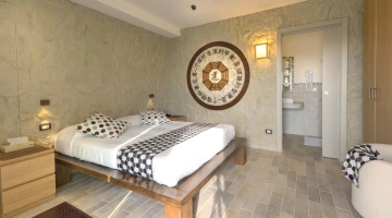 Camera matrimoniale Deluxe con bagno privato