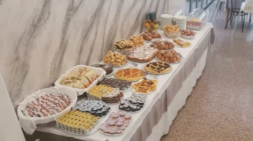 Breakfast buffet
