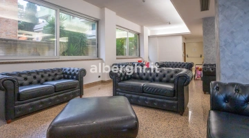 Common room with leather sofas