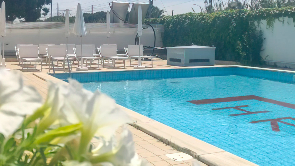 Swimming pool suitable for adults and children