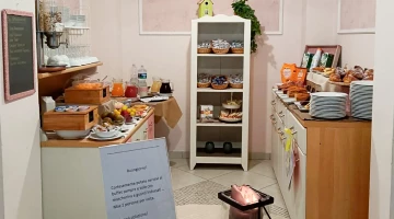 Buffet della colazione dolce e salata