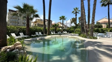 Garden with biolake