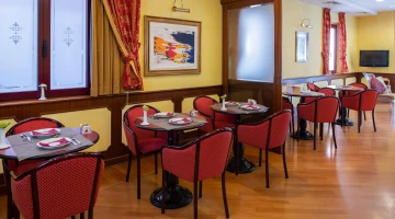 Breakfast room