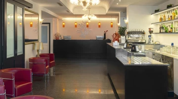 Hall with reception and bar area