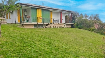 Rear facade of the B&B