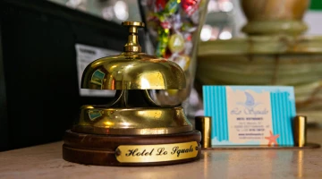 Détail du comptoir de réception