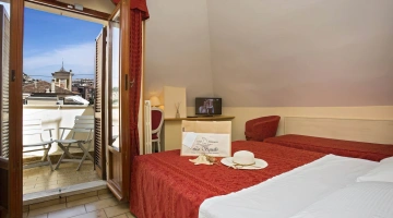 Camera tripla in Dependance