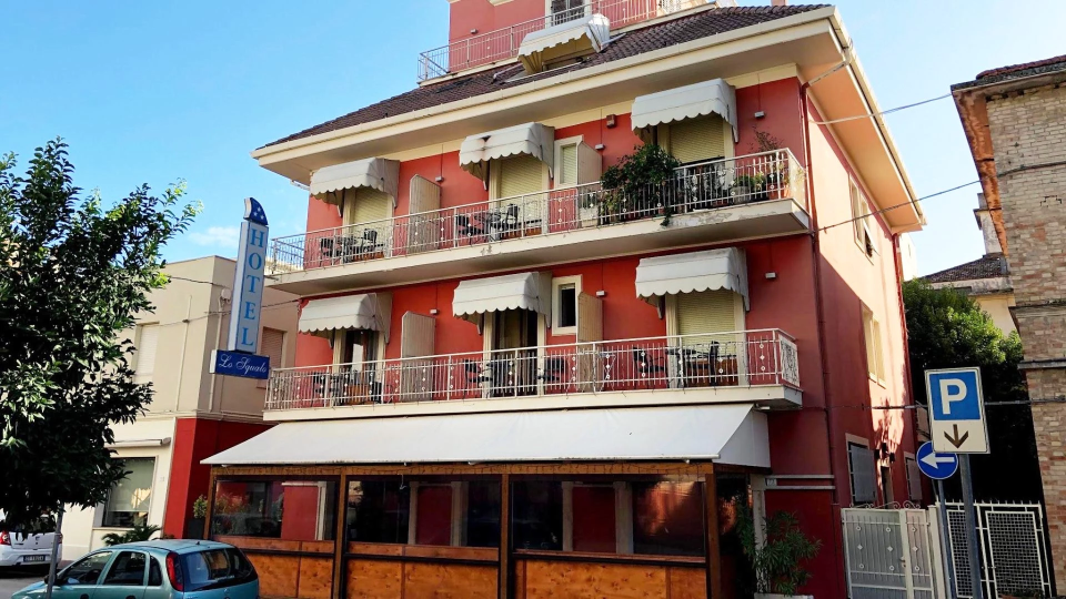 Façade extérieure de l&#39;hôtel