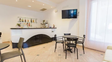 bar 2