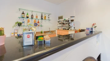 bar 3