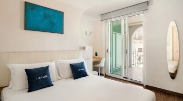 Deluxe double room with terrace