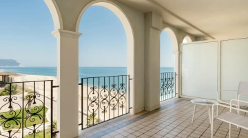 Furnished terrace with sea view