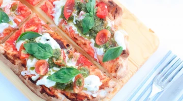 Pinsa zum Abendessen verfügbar