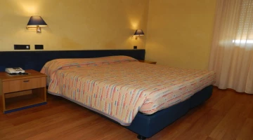 Family room with double bed