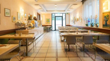 Breakfast room