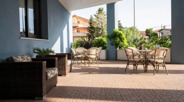 Furnished patio