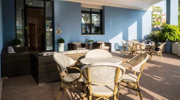 Furnished outdoor spaces