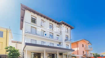 Hotel Alex