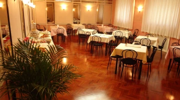 Breakfast room