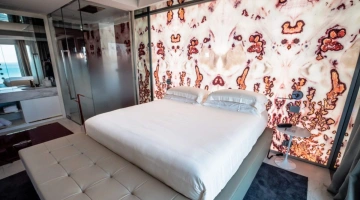 Diamond Suite