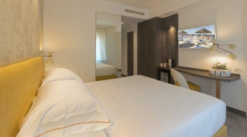 Double room with kettle and mini bar
