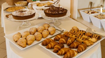 Frische Croissants zum Frühstück