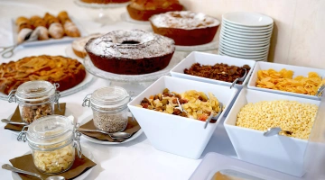 Corn flakes a buffet