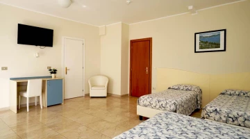 Zimmer mit 4 Betten