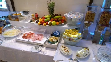 Kontinentales Frühstücksbuffet