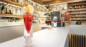 Internal bar open until midnight