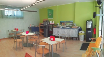 Breakfast tables