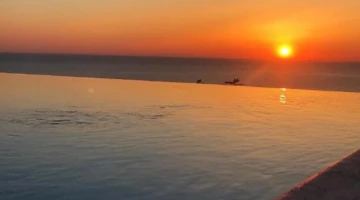 Infinity pool with panoramic view