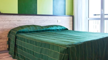 Double bedroom with balcony