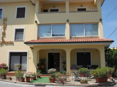 Hotel Girasole