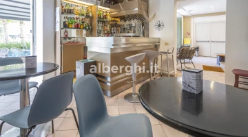Bar room