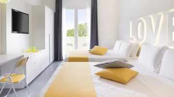 Quadruple room