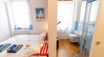 Privates Badezimmer im Zimmer