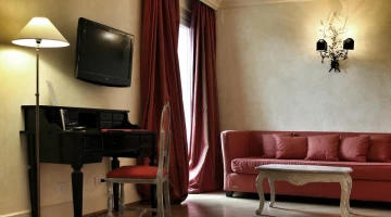 Schlafzimmer mit Fernseher